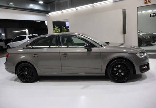 2016 Audi A3 Sedan photo 3