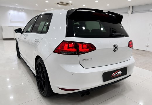 2016 Volkswagen Golf photo 9